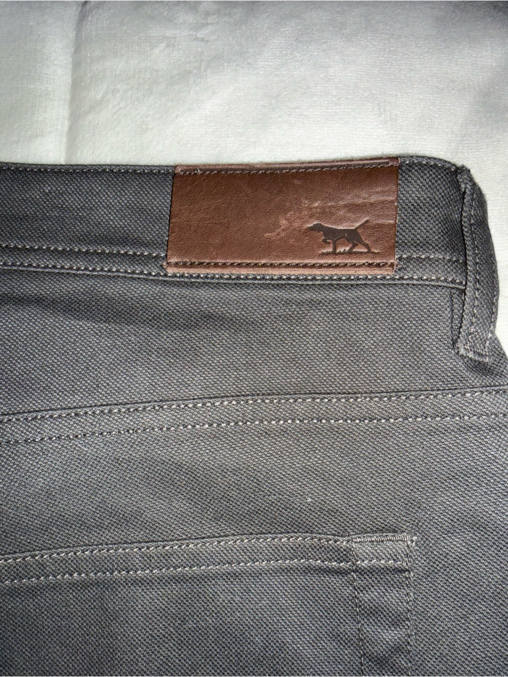 Rodd & Gunn Straight Leg Jeans. Size 40 x 32 - Picture 12 of 13